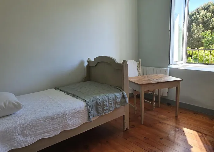 Domaine De Marlas - De Charme Hébergement de vacances Rieucros