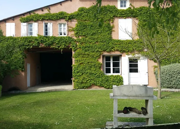 Hébergement de vacances Domaine De Marlas - De Charme