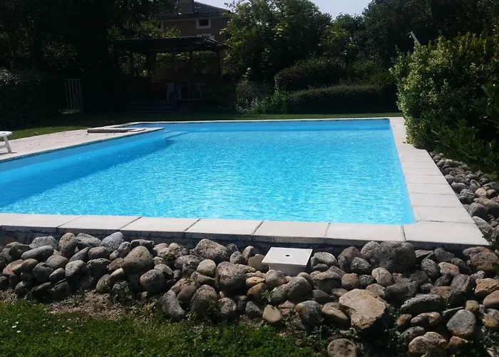 Hébergement de vacances Domaine De Marlas - De Charme